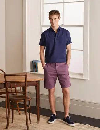 What Color Shirt Goes With Purple Shorts