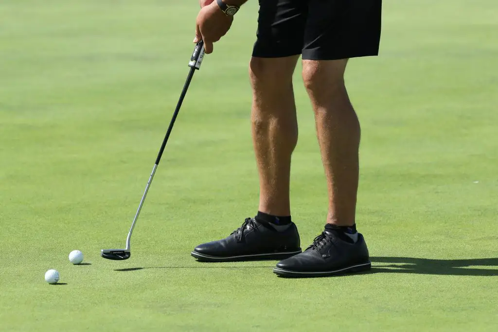 what-color-socks-with-white-golf-shoes-golf-arenzano